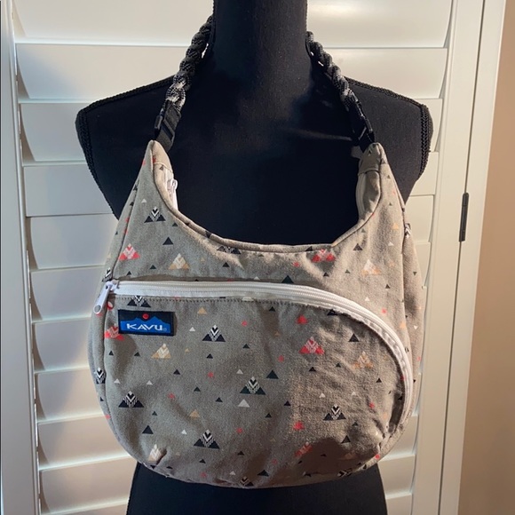 Kavu Handbags - Kavu Gray Shoulder Purse